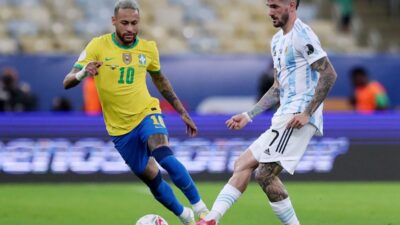 Laga Timnas Argentina vs Brasil.