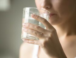 Faktor-faktor yang Membuat Anda Tetap Merasa Haus