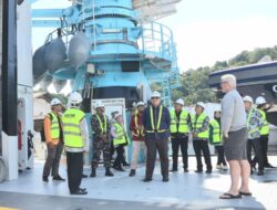 OceanXplorer Berlabuh di Padang, Pj Wali Kota Terima Data Penting Bawah Laut