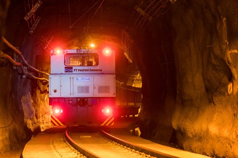 Izin Tambang Freeport Diperpanjang.