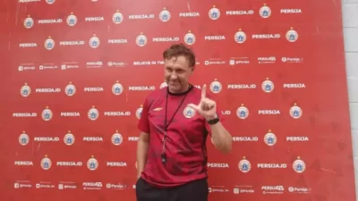 Thomas Doll memutuskan berpisah dengan Persija Jakarta.