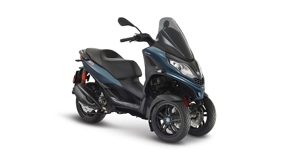 Piaggio MP3 300.
