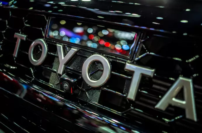 Toyota bakal luncurkan mobil listrik otonom pertama pada 2025.