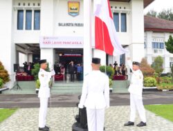PJ Walikota Roberia Pimpin Upacara Harlah Pancasila Tahun 2024 Tingkat Kota Pariaman Berjalan Khidmat