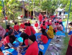 Guyub Rukun Warga Saat Potong dan Salurkan Daging Kurban