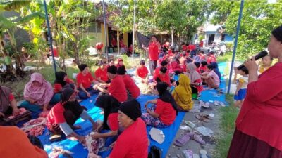 Guyub Rukun Warga Saat Potong dan Salurkan Daging Kurban