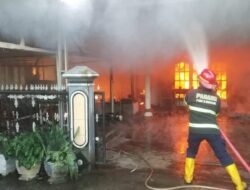 Kebakaran Menghanguskan Rumah dan Motor di Padang, Tidak Ada Korban Jiwa
