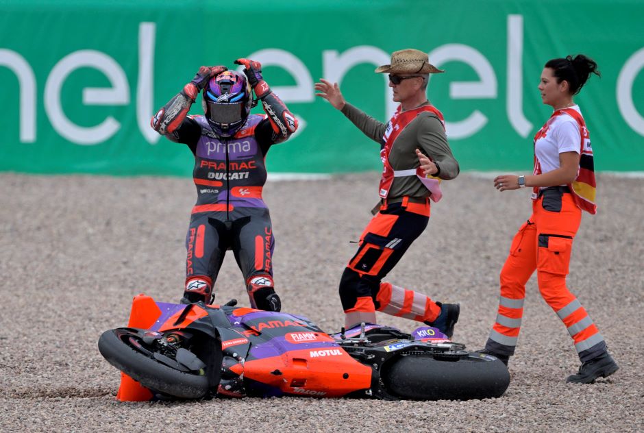 Jorge Martin gagal finis usai terjatuh di MotoGP Jerman 2024.