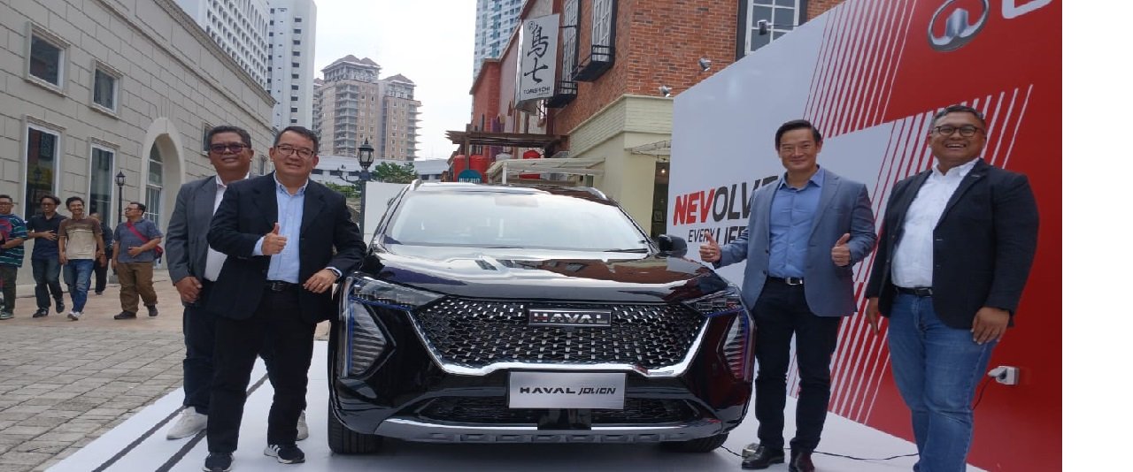Jelang GIIAS 2024, GMW kenalkan SUV rakitan lokal Haval Jolion Hybrid.