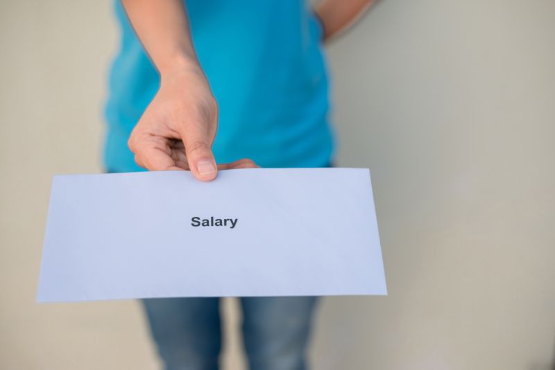 Pola penghitungan gaji karyawan