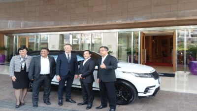 Ketka Range Rover jadi mobil antar jemput tamu hotel