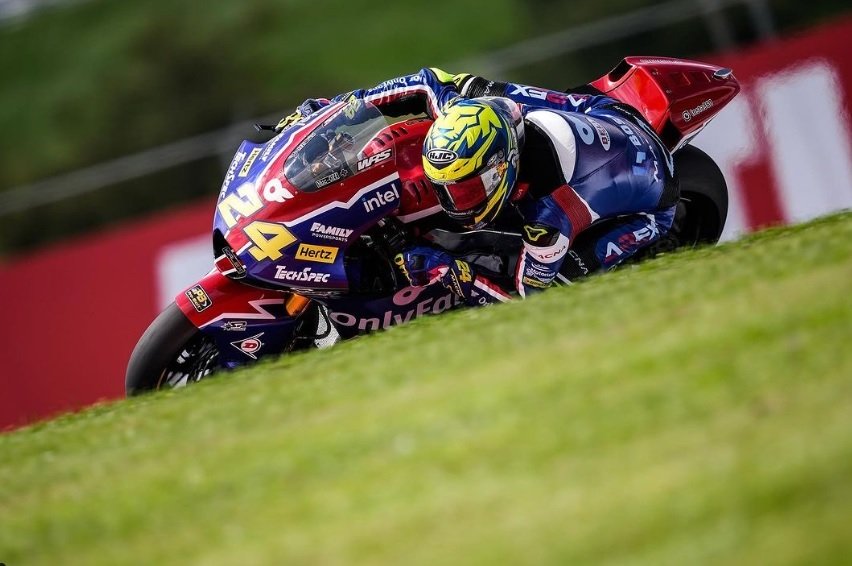 Aksi Marcos Ramirez saat di ajang balap Moto2.