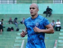 Joel Cornelli; Pemain Asing Arema FC Masih Perlu Adaptasi Fisik