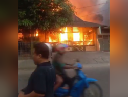 Kebakaran di Marapalam Padang Picu Kepanikan