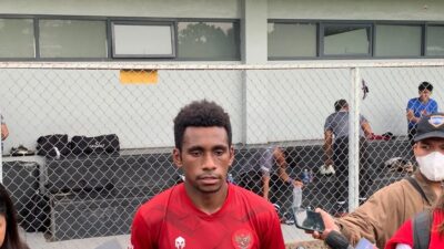 Bek Timnas Indonesia U-19, Iqbal Gwijangge