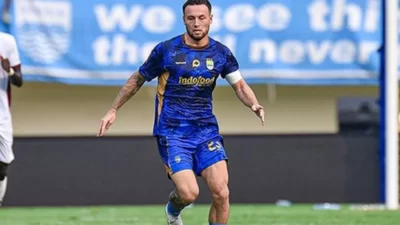 Laga Persib Bandung vs PSM Makassar.