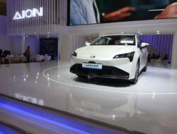 Aion Indonesia Tampil Perdana di GIIAS 2024, Luncurkan Mobil Listrik Hyptec HT dan Aion ES