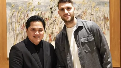 Ketum PSSI, Erick Thohir dan Maarten Paes