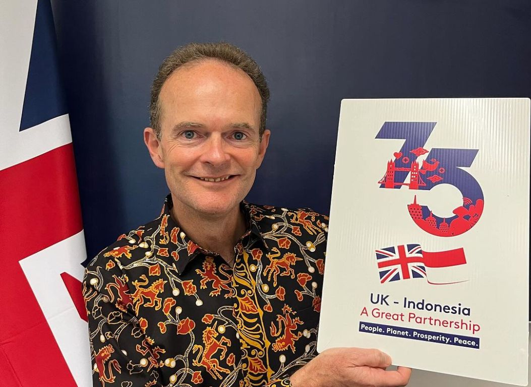 Duta Besar Inggris untuk Indonesia, Dominic Jermey, mengucapkan selamat atas raihan dua medali emas di Olimpiade Paris 2024