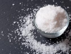 Mengatasi Stres dan Tidur Nyenyak dengan Air Garam