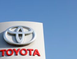 Masalah Baterai, NHTSA Selesaikan Penyelidikan 1,8 Juta Toyota RAV4