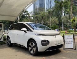 Wuling Bangun Infrastruktur Charging Station, Pengisian Daya Mobil Listrik Tanpa Biaya