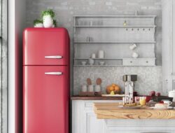 Risiko Menyimpan Barang di Atas Kulkas yang Harus Diketahui