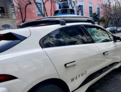 Investasi 5 Miliar Dolar Alphabet Dorong Ekspansi Layanan Waymo