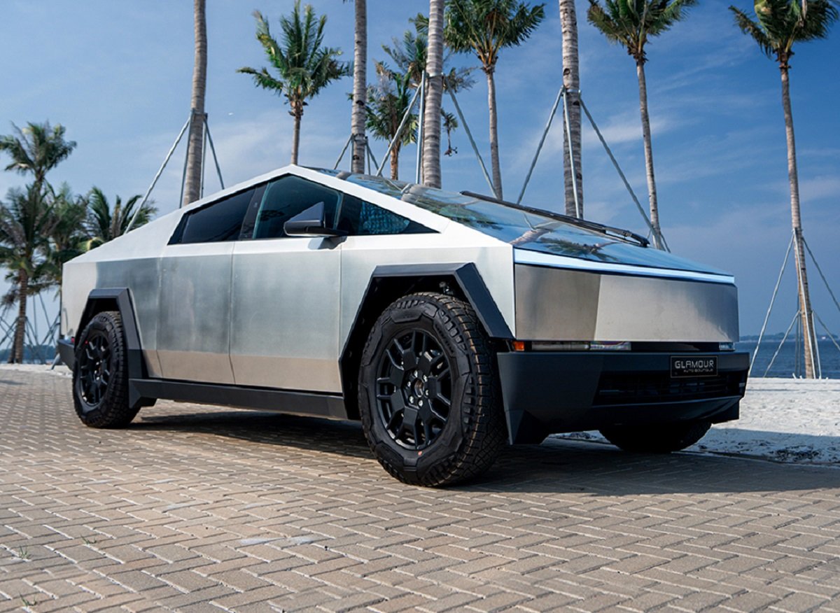 Tesla Cybertruck.