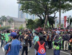 Menteri Perhubungan Sepakati Usulan UU untuk Ojek Online