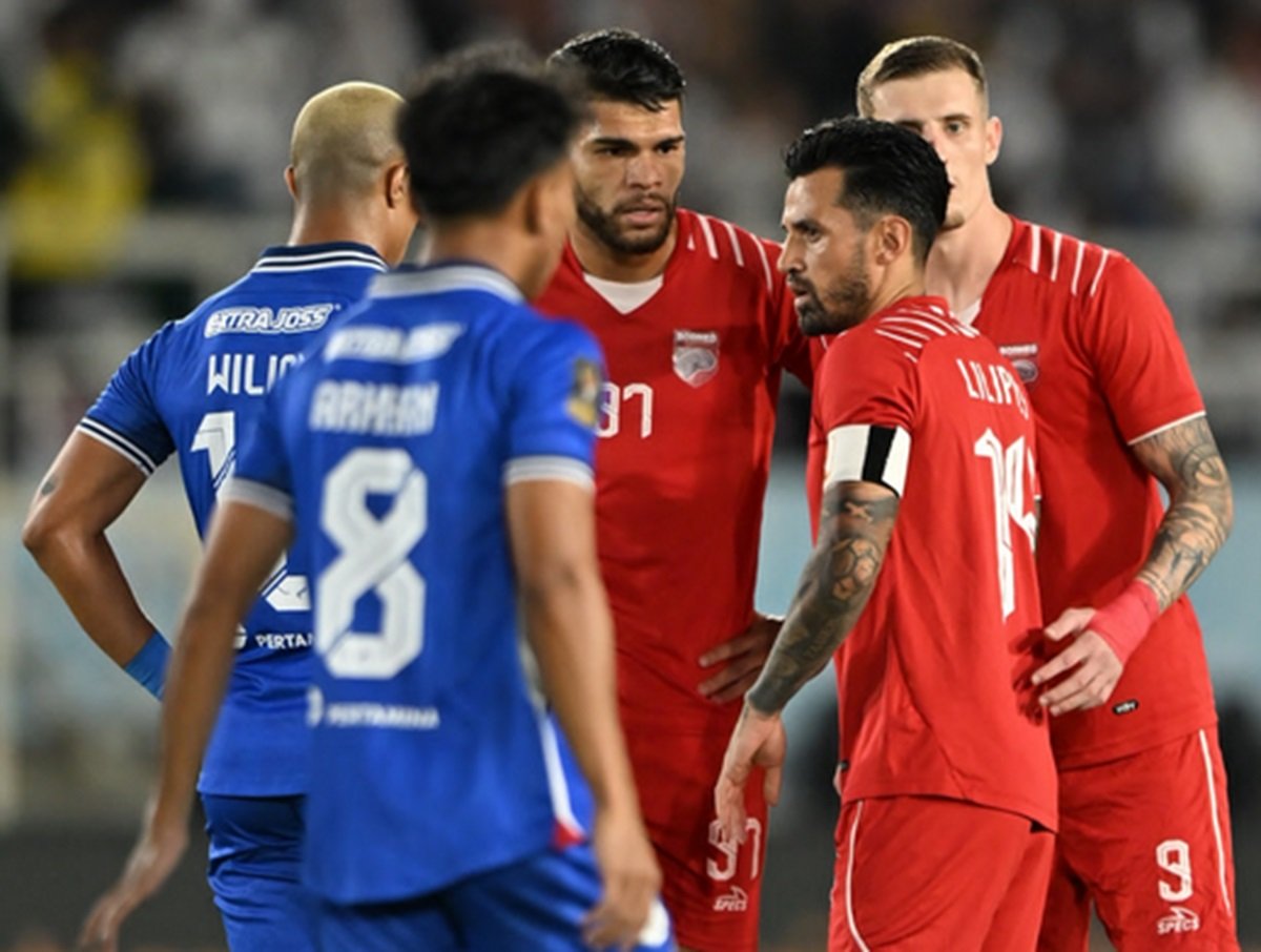 Laga Borneo FC vs Arema FC di final Piala Presiden 2024.