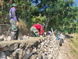 TMMD Pembangunan Tebing jalan program TMMD Di Kerjakan TNI Bersama Warga