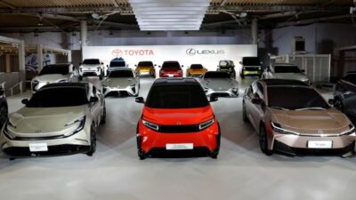 Pasar mobil listrik lesu, produsen ramai-ramai ubah target.