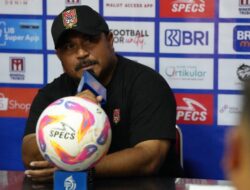 Imran Nahumarury Puji Semangat Pemain Usai Kemenangan Perdana Malut United di Liga 1