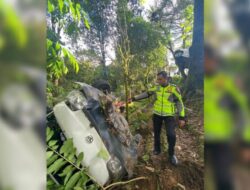 Dua Kendaraan Jatuh ke Tebing di Padang Panjang, Tidak Ada Korban Jiwa