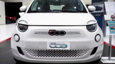 Stellantis Setop Produksi Fiat 500 Selama 4 Minggu Akibat Permintaan Melemah