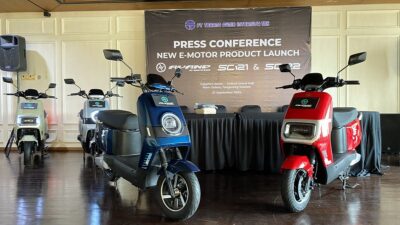 Tanpa subsidi, 2 motor listrik harga Rp10 jutaan resmi meluncur.