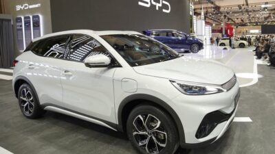 Hampir 100 ribu mobil BYD Dolphin dan Atto 3 kena recall, bagaimana di Indonesia?