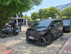 Toyota Alphard Generasi Terbaru Jadi Hadiah Perpisahan Jokowi dari Istana