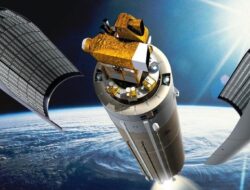 Puing-Puing Satelit IS-33e Teridentifikasi, Tidak Ada Ancaman untuk Satelit Lain