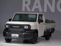 Target Toyota, Jual 500 Unit All New Hilux Rangga per Bulan