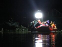 Satu Anggota Basarnas Selamat, Tiga Masih Hilang di Sungai Lau Biang