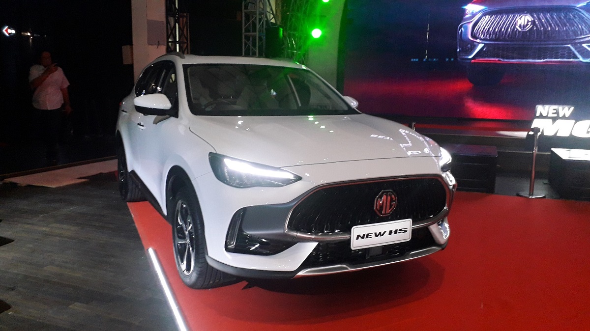 Intip spesifikasi New MG HS, SUV harga Rp400 jutaan.