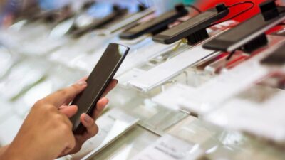 Persaingan Ponsel Pintar di China Semakin Ketat, Vivo Jadi Pemenang Q3 2024