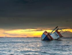 KM Sabar Subur I Tenggelam, Tim SAR Cari Tiga ABK yang Hilang