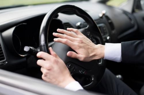 Segini harga mobil listrik di Indonesia