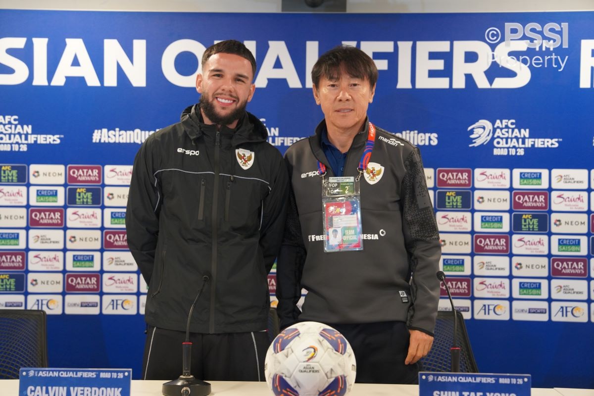 Calvin Verdonk kala membela Timnas Indonesia.