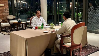 Momen Makan Malam Jokowi dan Presiden Terpilih Prabowo