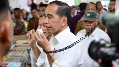 Jokowi Sampaikan Permohonan Maaf Saat Kunjungan Kerja