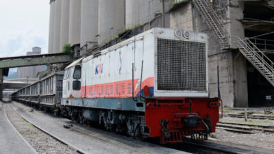 KAI Divre II Sumbar Tingkatkan Ketepatan Waktu Angkutan Barang